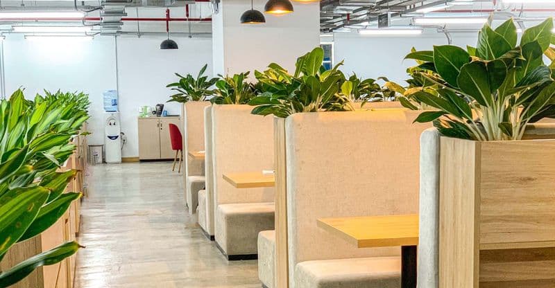 Hybrid One office — collaboration booths